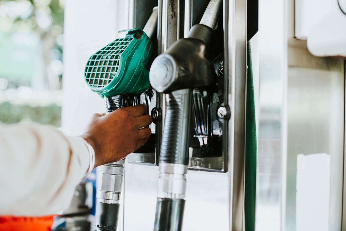 Inspecciones integrales de estaciones de servicio petroleras